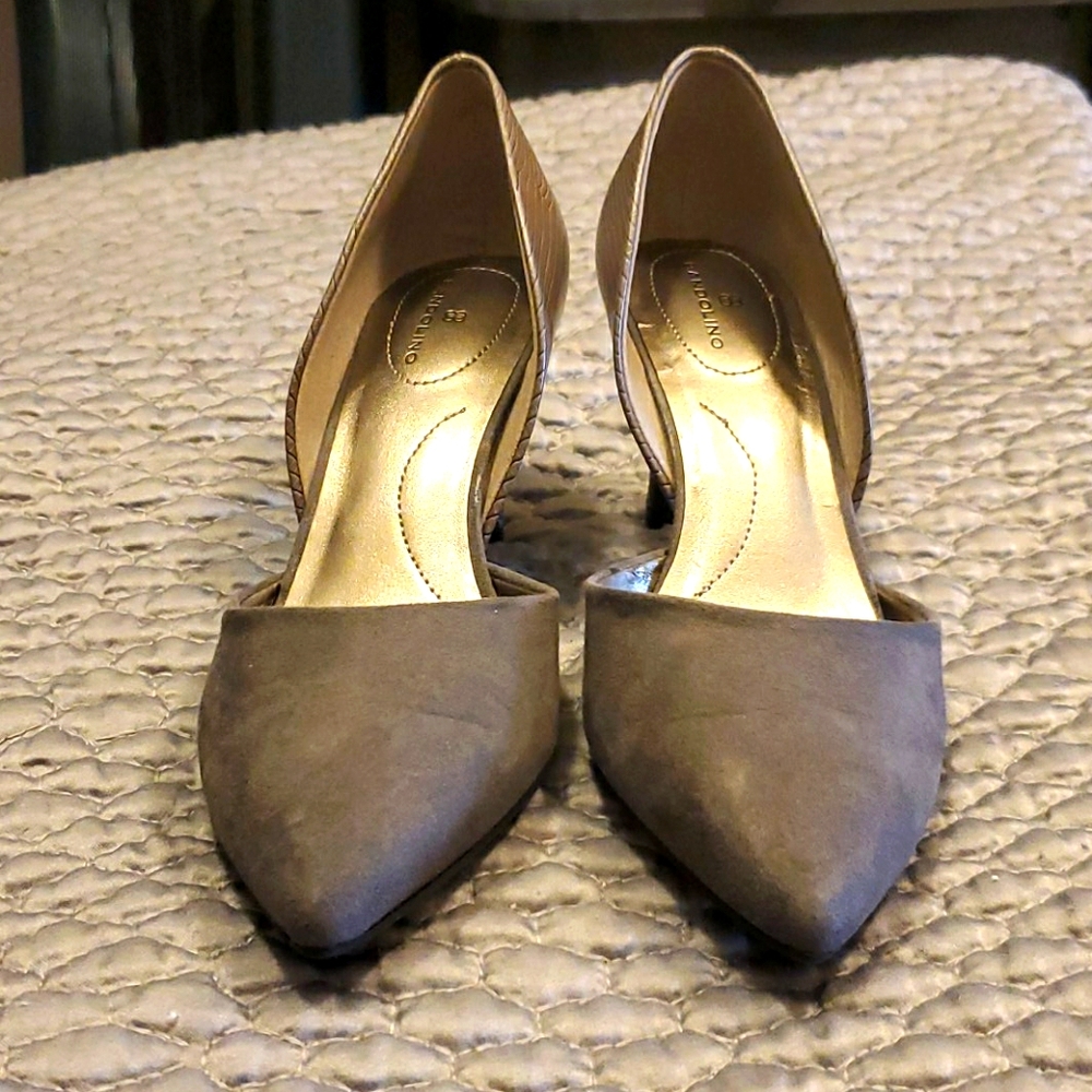 Bandolino pumps